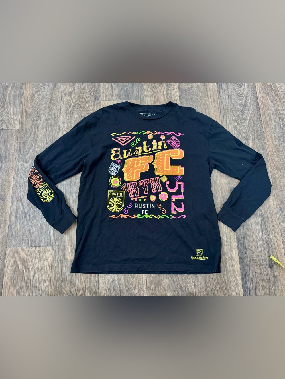 Mitchell & Ness Women’s Black Cotton Knit Austin FC Graphic Logo Fiesta Tee L